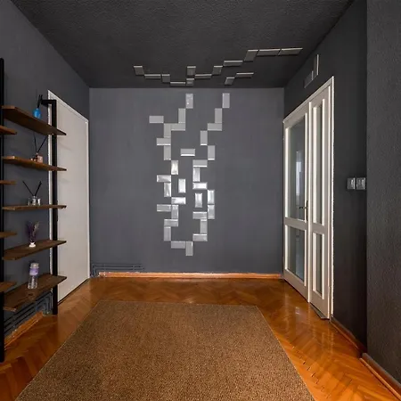 Spacious 2 Bedroom In Nisantasi Διαμέρισμα *