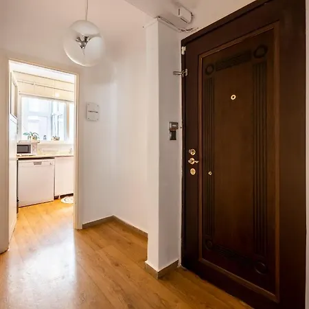 Spacious 2 Bedroom In Nisantasi *